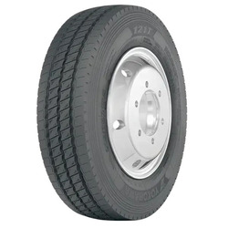 120112105 Yokohama 121T 235/75R17.5 H/16PLY Tires