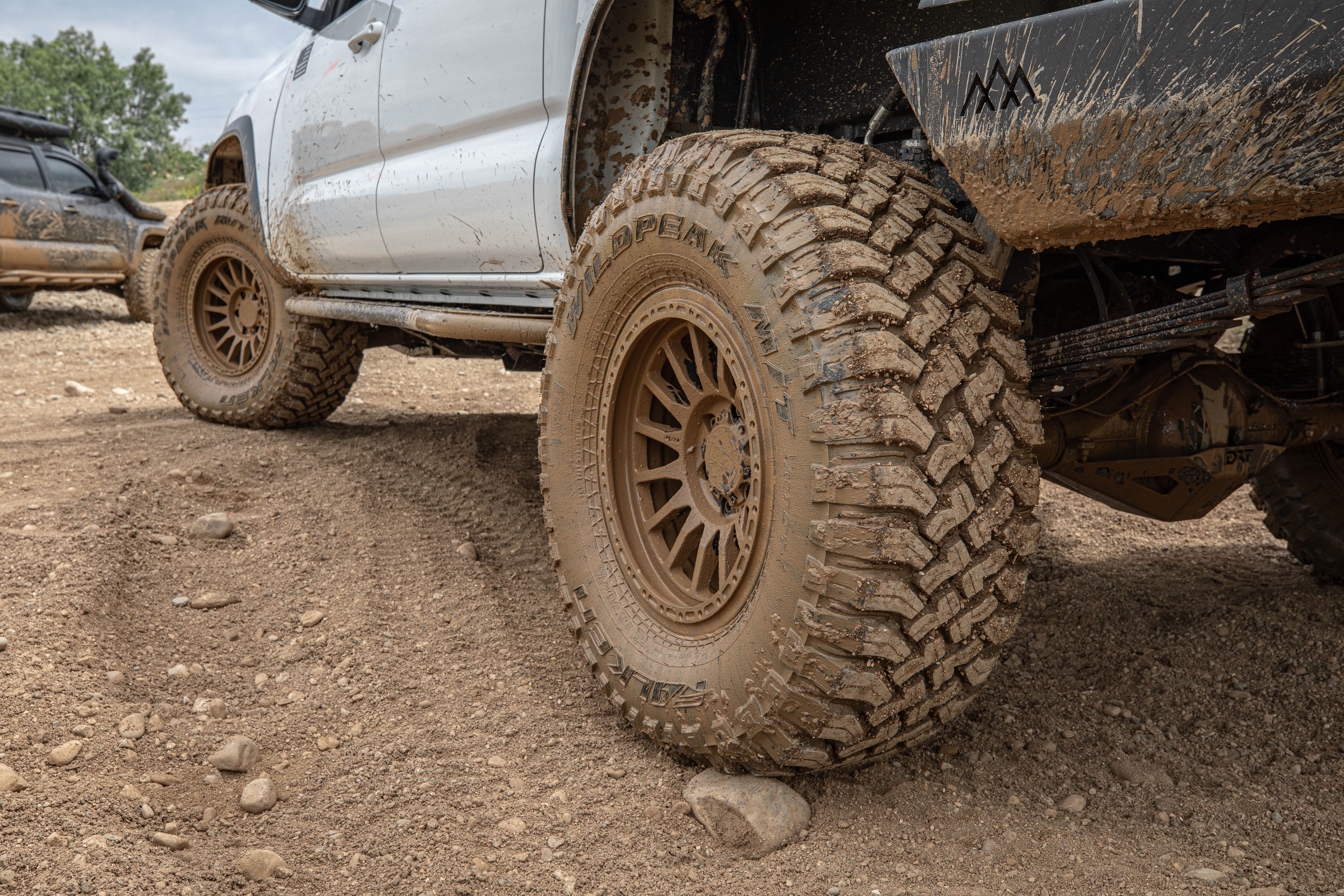 Falken Ziex ZE950 A/S 205/50R17XL 93W BSW Tires